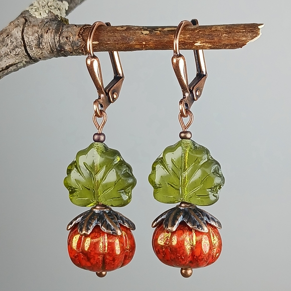 HAND CRAFTED EARRINGS Fall Harvest Orange Pumpkin Green Leaf Copper Dangle Drop - Picture 2 of 6